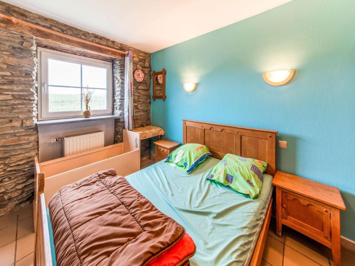 Beautiful Farmhouse In Brisy With Sauna Buitenkant foto