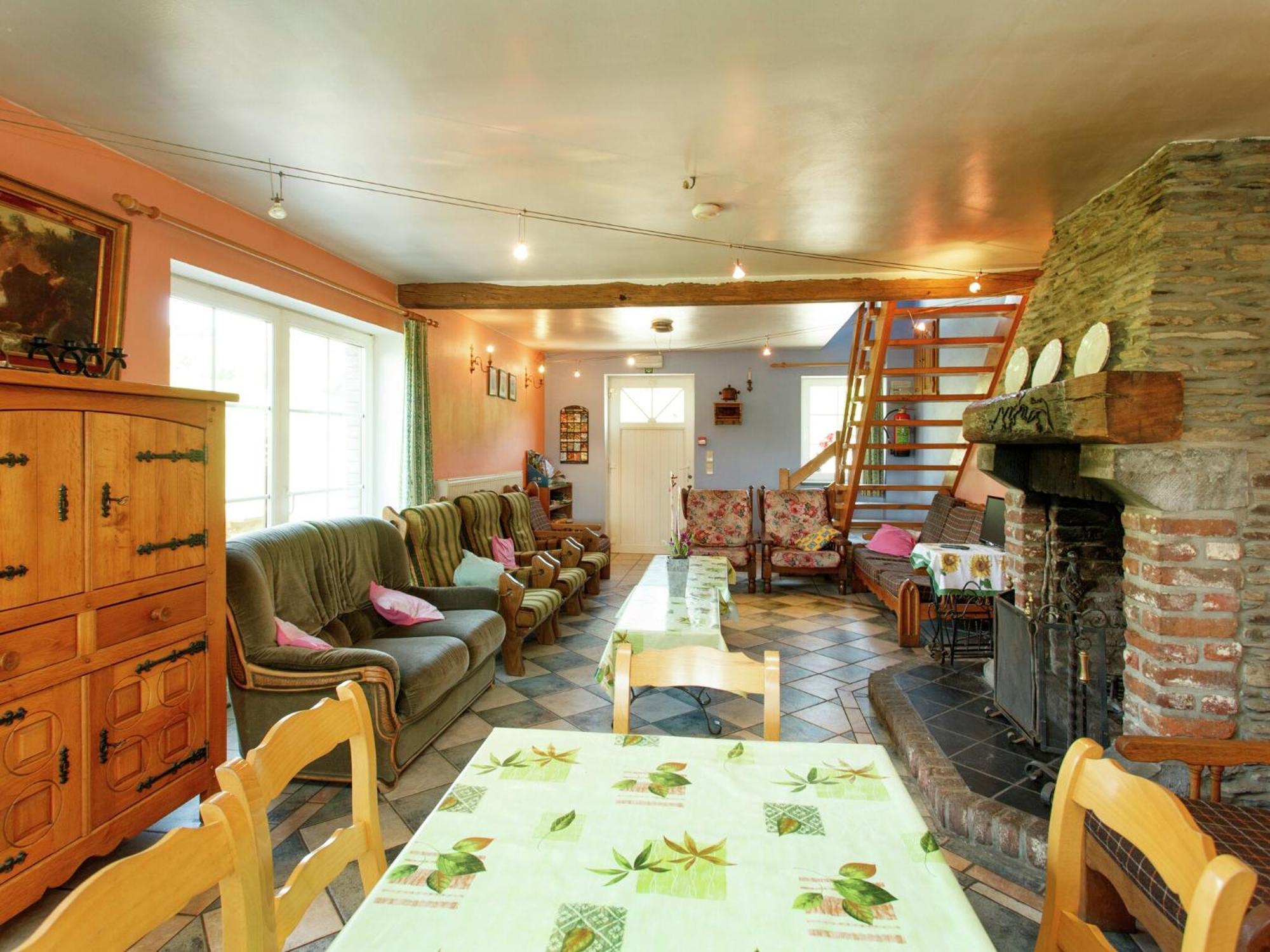 Beautiful Farmhouse In Brisy With Sauna Buitenkant foto